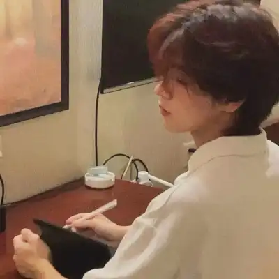 崔英